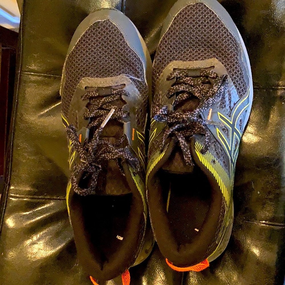 Men’s Size 9 ASICS